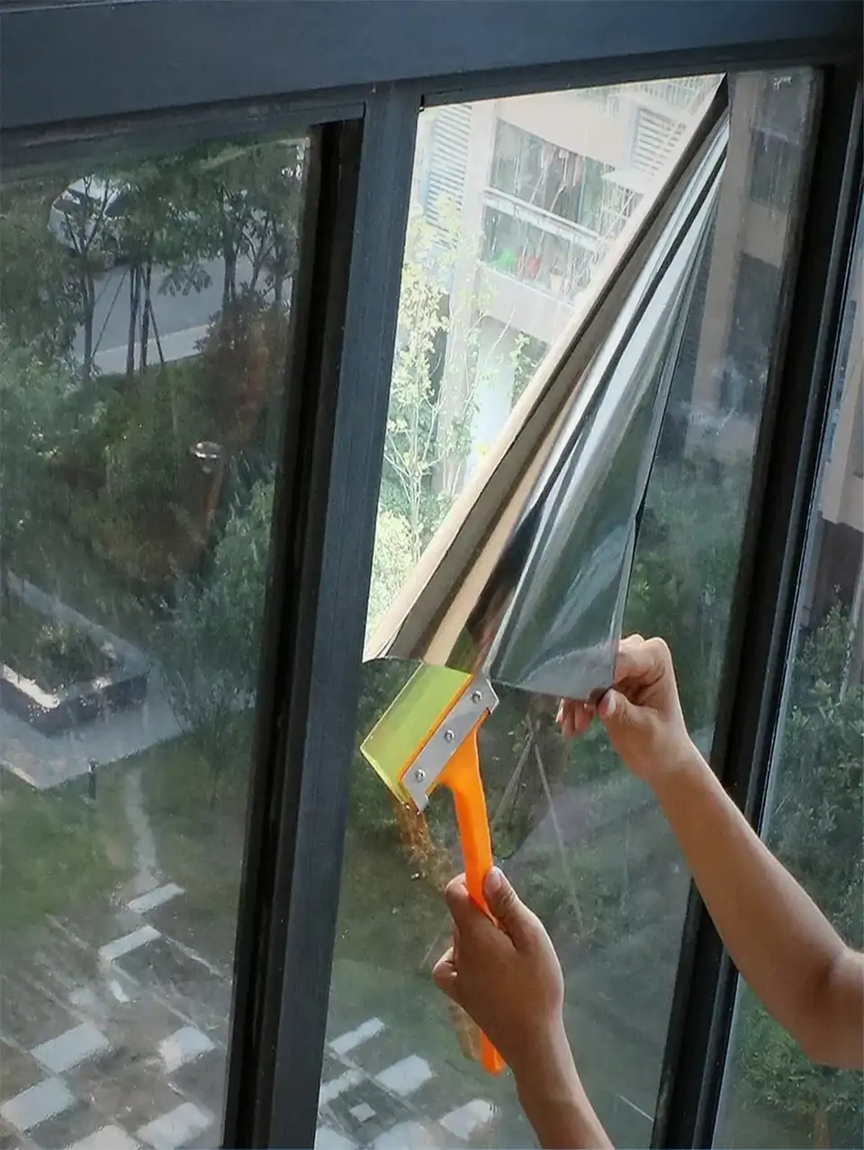 Commercial Building Glass Insulation in Jeddah